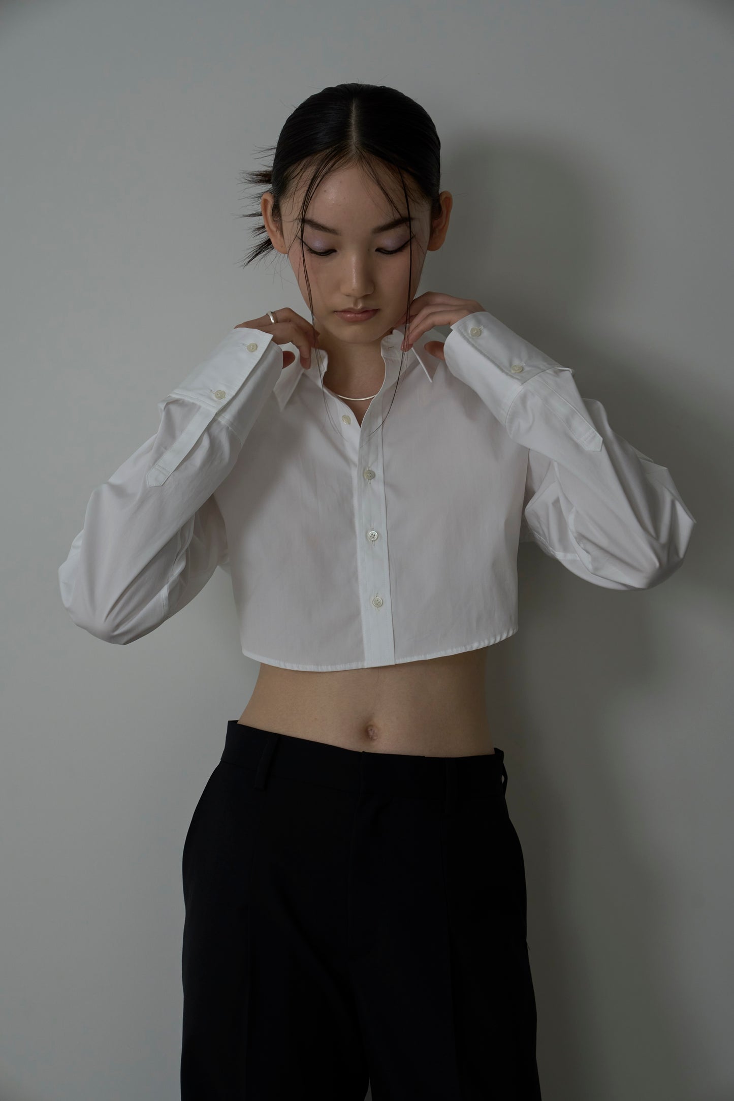 【Pre-order】curve cropped shirt