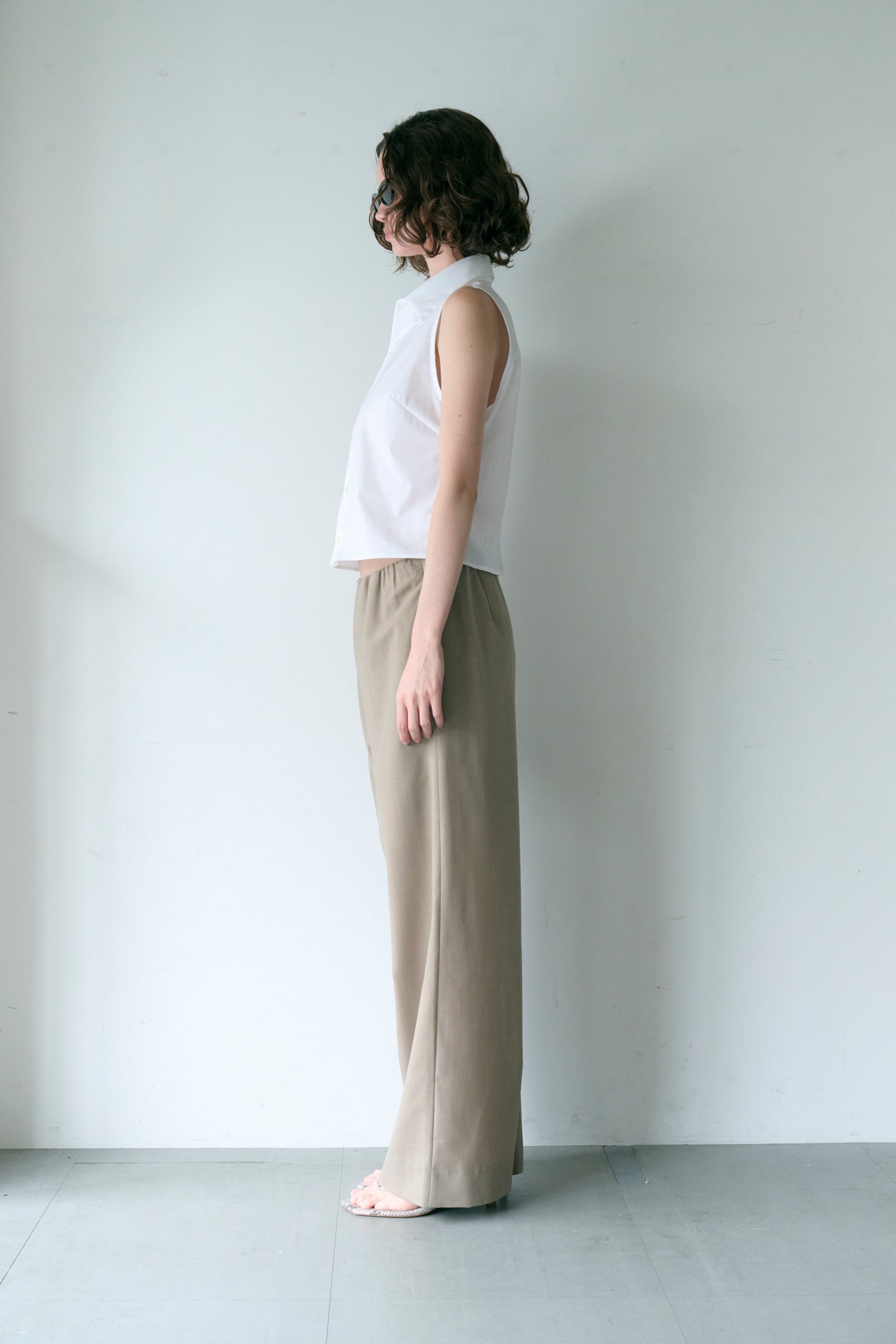 【PRE ORDER 】Sleeveless Shirt