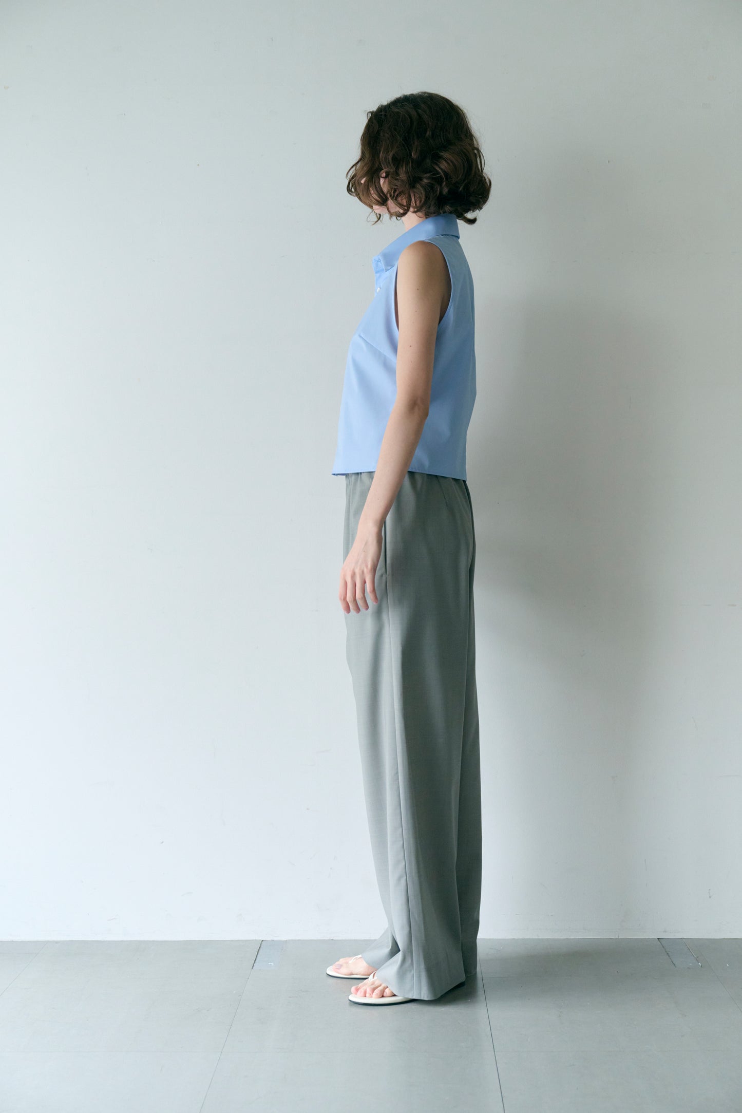 【PRE ORDER 】Sleeveless Shirt
