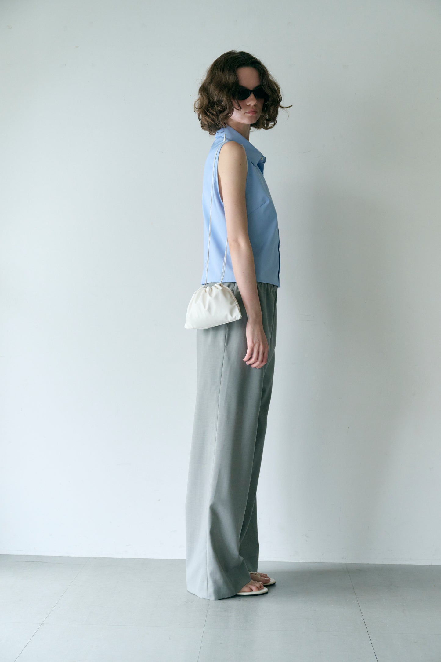 【PRE ORDER 】Sleeveless Shirt