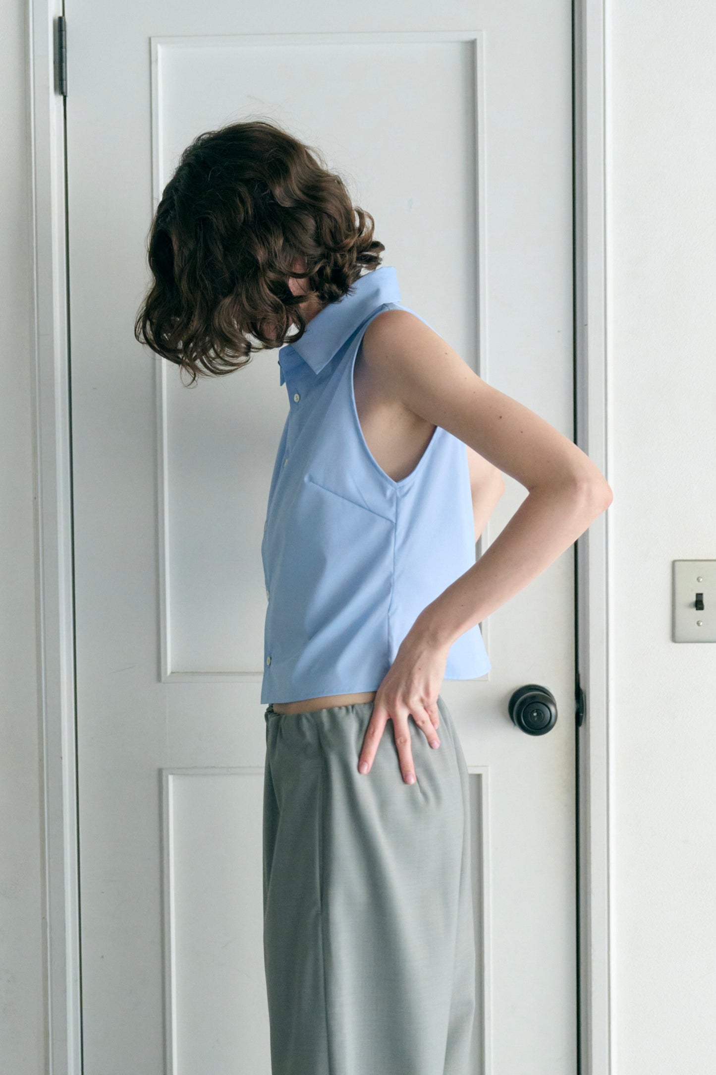 【PRE ORDER 】Sleeveless Shirt