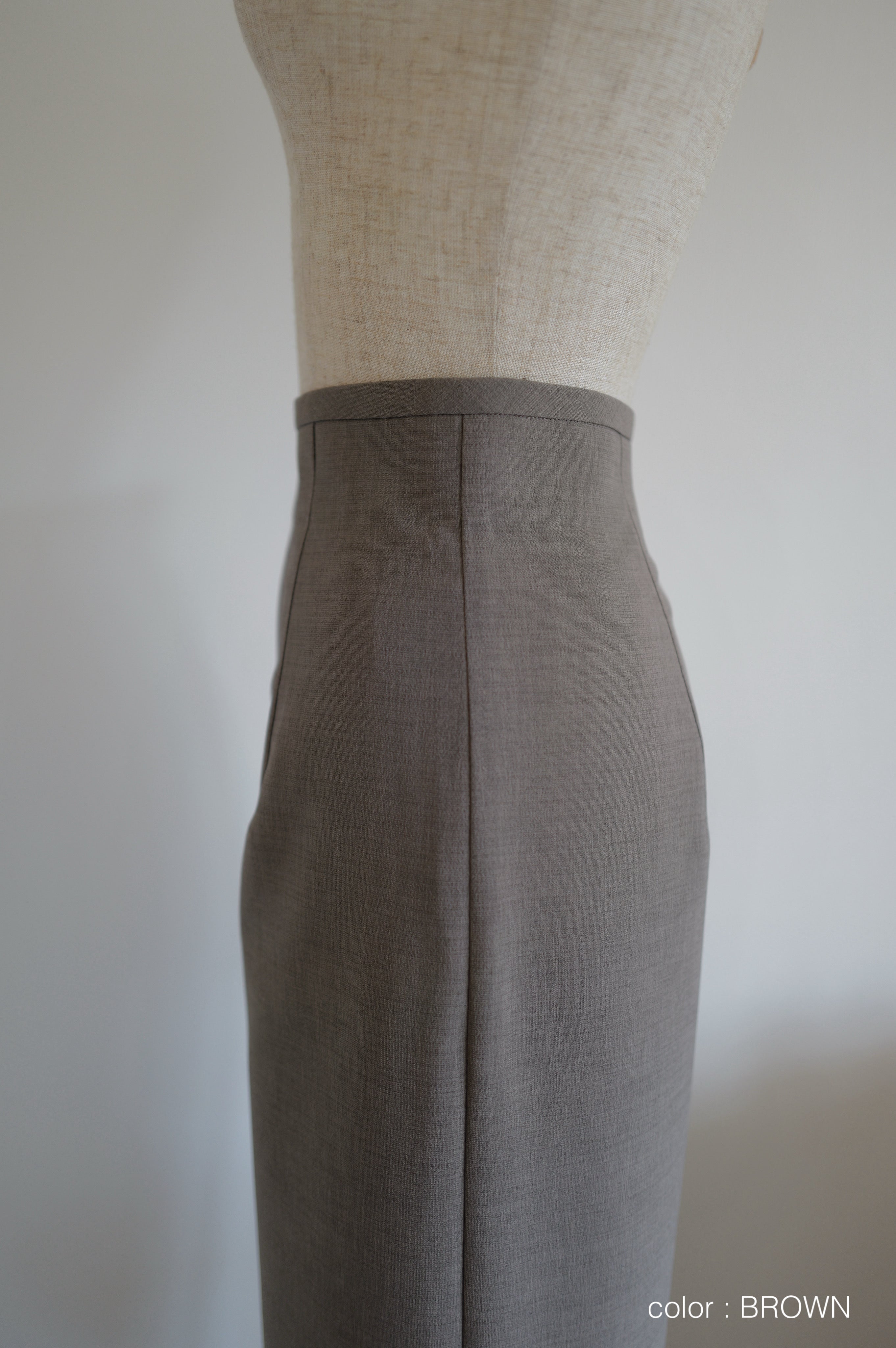 新品未使用　HUITROX Soft Line Skirt ブラウンMサイズ PRE ORDER 】Soft Line Skirt – Huitrox