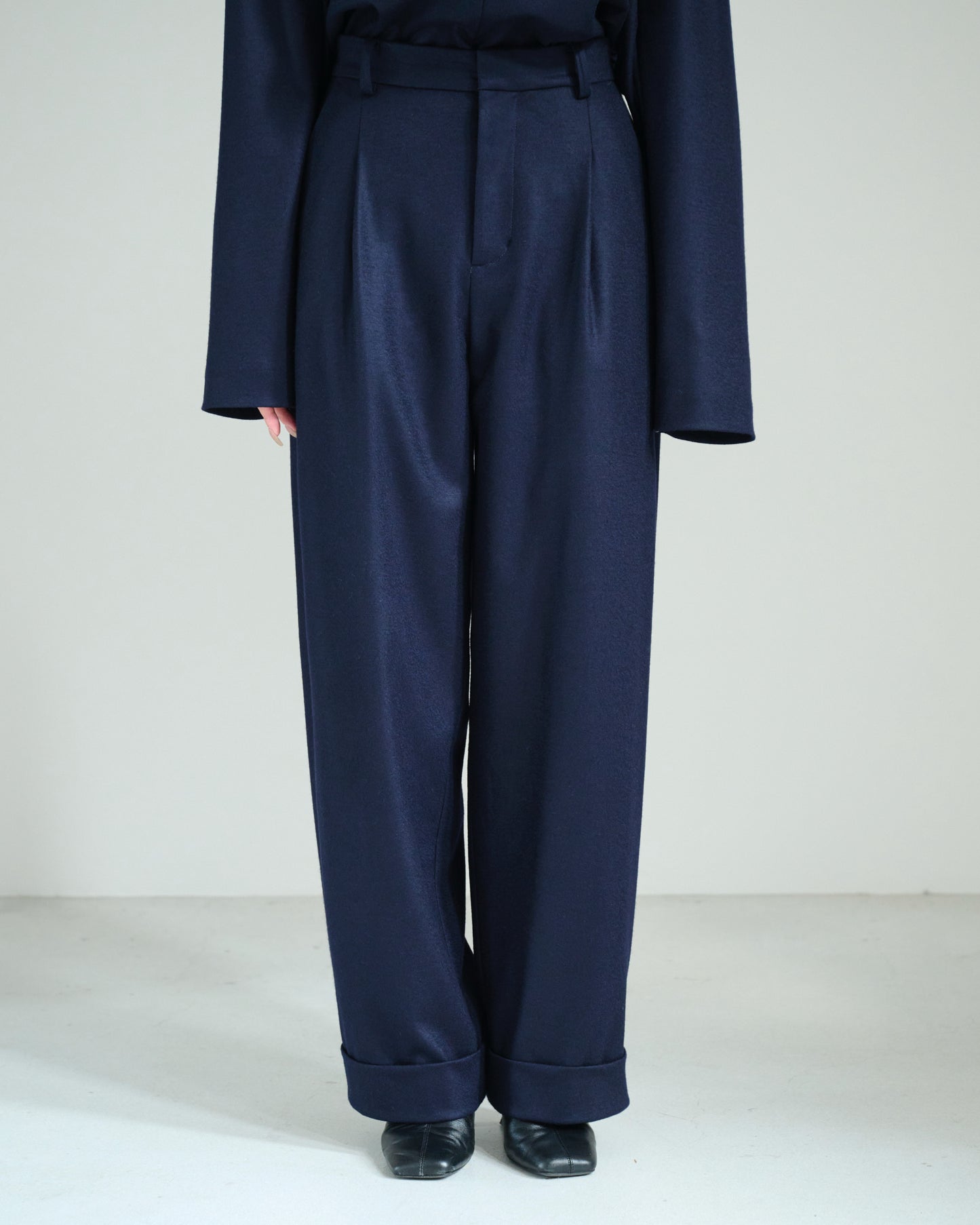 【PRE ORDER】 Smooth Jersey Pants